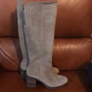 Lucky brand boots (suede)